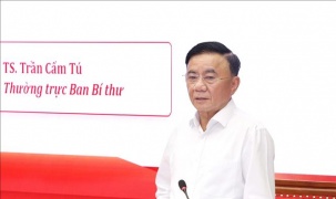 Thường trực Ban Bí thư Trần Cẩm Tú trao đổi chuyên đề về xây dựng Đảng với các Ủy viên Trung ương Đảng khóa XIV