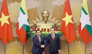 Chủ tịch Quốc hội Trần Thanh Mẫn hội kiến Tổng thống Myanmar Min Aung Hlaing