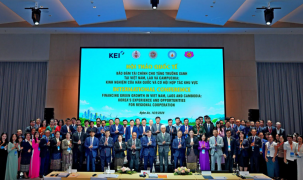 Dẫn dòng vốn cho tăng trưởng xanh