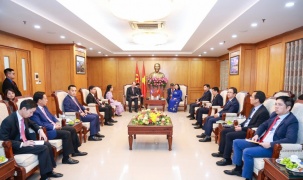 Chủ tịch Ủy ban Trung ương MTTQ Việt Nam tiếp đoàn đại biểu cấp cao Hội Liên hiệp Thanh niên Campuchia