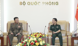 Đại tướng Phan Văn Giang tiếp Thứ trưởng Bộ Quốc phòng Triều Tiên