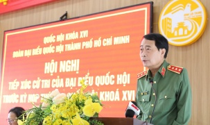 Thứ trưởng Lê Quốc Hùng tiếp xúc cử tri tại TP. Hồ Chí Minh
