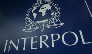 Interpol: AI khiến tấn công mạng nhanh hơn, khó phát hiện hơn