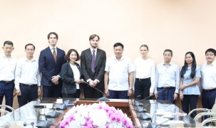 Thứ trưởng Đỗ Xuân Tuyên tiếp và làm việc với Tổng Giám đốc Công ty VAMED Engineering GmbH (Cộng hòa Áo)