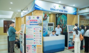 Hà Nội hỗ trợ đăng ký khai sinh ngay tại bệnh viện