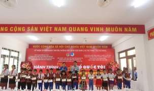 Hành trình sẻ chia, tri ân trên miền đất lửa Quảng Trị