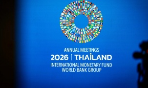 Rủi ro kinh tế toàn cầu 2026 từ AI và nợ công