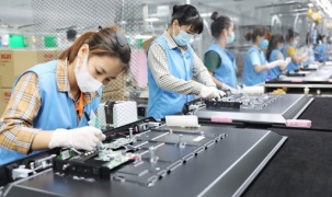 Tập trung tháo gỡ khó khăn, thúc đẩy công nghiệp chế biến, chế tạo tăng tốc