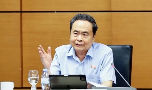 Chủ tịch Quốc hội Trần Thanh Mẫn: Cắt giảm thủ tục nhưng không buông lỏng an toàn lao động