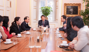 Bộ trưởng Lương Tam Quang tiếp các chuyên gia, trí thức, nhà khoa học Việt Nam đang làm việc tại Đan Mạch, Iceland và phía Nam Thuỵ Điển