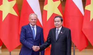 Chủ tịch Quốc hội Trần Thanh Mẫn hội kiến Thủ tướng Ba Lan Donald Tusk