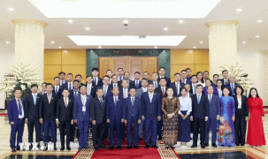 Thường trực Ban Bí thư Trần Cẩm Tú tiếp Đoàn lãnh đạo trẻ Đảng Nhân dân Campuchia