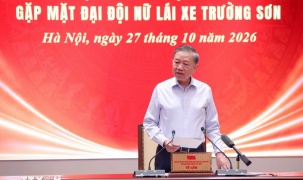 Tổng Bí thư, Chủ tịch nước Tô Lâm gặp mặt Đại đội nữ lái xe Trường Sơn