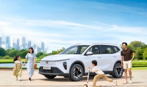Ngồi thử ba hàng ghế, cả nhà cùng ưng ngay VinFast VF MPV 7