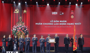 Tổng Bí thư, Chủ tịch nước Tô Lâm dự Lễ kỷ niệm 50 năm thành lập Đại học Kinh tế TPHCM