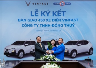 Lado Taxi mua thêm 300 xe Vinfast VF5 Plus để mở rộng dịch vụ taxi điện