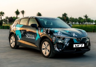 Chủ xe 9X quyết định “ngoài VinFast VF 7 không mua xe khác” vì thiết kế quá chất 