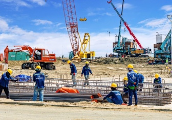 Thiết lập đội ngũ hơn 100.000 công nhân cơ hữu từ số 0, VinCons tạo chuẩn mới trên thị trường xây dựng