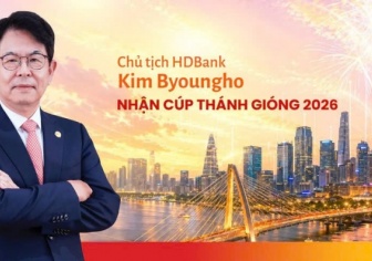 Chủ tịch HDBank Kim Byoungho nhận cúp Thánh Gióng 2026, ghi dấu trong Top 10 Doanh nhân Việt Nam tiêu biểu