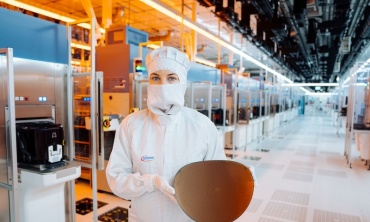 Infineon ra mắt tấm wafer silicon 