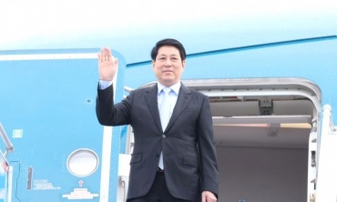 Chủ tịch nước Lương Cường lên đường dự Tuần lễ cấp cao APEC lần thứ 32