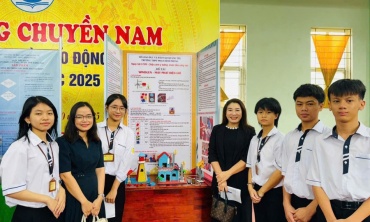Khơi dậy tinh thần sáng tạo của học sinh qua ngày hội STEM