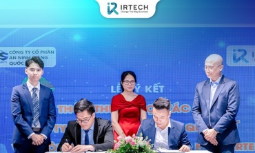 Cú bắt tay 'ông lớn' công nghệ