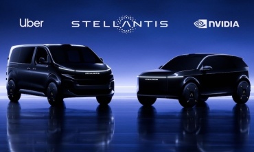 Stellantis bắt tay Nvidia, Uber, Foxconn thúc đẩy chiến lược taxi robot toàn cầu
