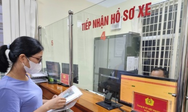 Hà Nội: Sau 4 giờ triển khai, gần 3.000 hồ sơ dữ liệu đăng ký xe, giấy phép lái xe được số hóa