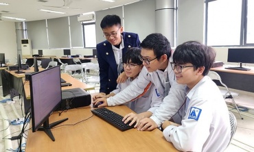 Giáo dục số: Nền tảng kiến tạo tương lai học tập mới