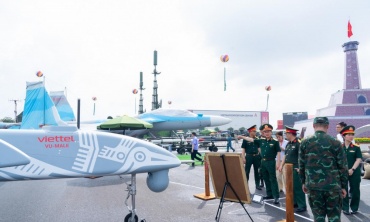 Việt Nam tăng tốc chiến lược: Tham vọng tự chủ UAV, robot tự hành