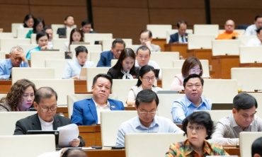 Báo chí mất nguồn thu quảng cáo vì mạng xã hội “trích dẫn miễn phí”