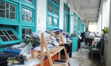 Bộ GD&ĐT tổ chức cấp phát miễn phí toàn bộ sách giáo khoa cho học sinh vùng lũ