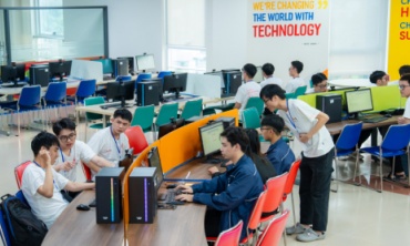 Nhiều tài năng công nghệ trẻ trong và ngoài nước đến HUTECH, đăng ký nhập cuộc Kỳ thi OLP, OlpAI, Procon, ICPC 2025