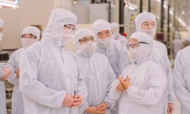 Tăng cường hợp tác với Intel, thúc đẩy phát triển công nghiệp bán dẫn Việt Nam