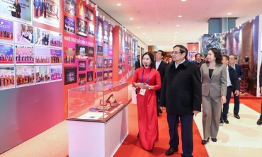 Thủ tướng Phạm Minh Chính kiểm tra công tác chuẩn bị Đại hội Thi đua yêu nước toàn quốc lần thứ XI