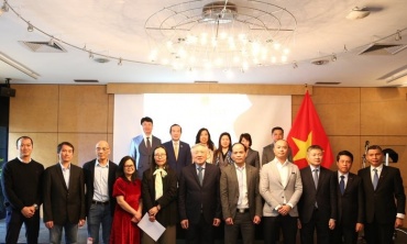 Nâng cao năng lực KHCN trong nước với sự tham gia của tri thức kiều bào