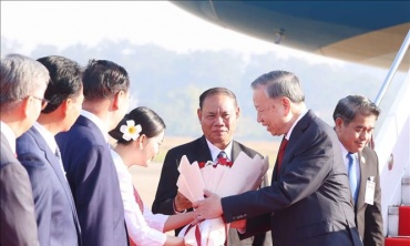 Tổng Bí thư Tô Lâm đến thủ đô Viêng Chăn, bắt đầu thăm cấp Nhà nước tới Lào