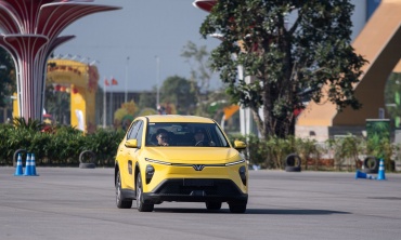  Chủ xe điện VinFast chạy dịch vụ: Yên tâm “bào xe” vì bảo hành dài, hậu mãi miễn chê, miễn phí sạc tới 3 năm