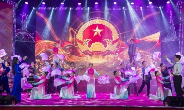 Đặc sắc chương trình nghệ thuật chào mừng thành công cuộc bầu cử ở Đắk Lắk