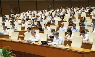 Hôm nay, Quốc hội thảo luận 4 dự án luật và 1 Nghị quyết