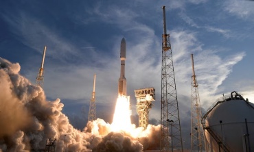 Amazon chi 11,57 tỷ USD thâu tóm công ty vệ tinh, tăng tốc cạnh tranh với Starlink