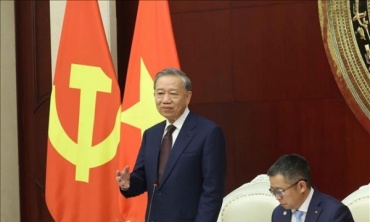 Tổng Bí thư, Chủ tịch nước Tô Lâm thăm Đại sứ quán, gặp gỡ cộng đồng người Việt Nam tại Trung Quốc