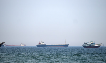 Mỹ kêu gọi quốc tế chung tay mở lại eo biển Hormuz
