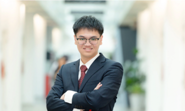Ôm máy tính cũ chinh phục hàng chục giải lập trình khắp thế giới