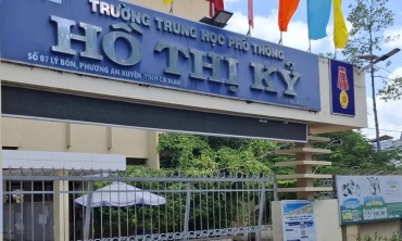 Cà Mau hủy kết quả thi của thí sinh đạt 10 điểm Toán vì sử dụng điện thoại trong phòng thi