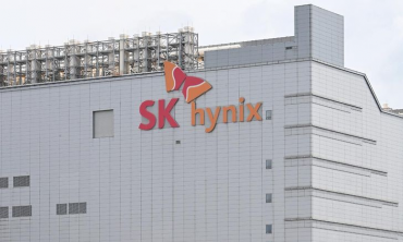 SK Hynix lãi kỷ lục nhờ cơn sốt AI, giá cổ phiếu vẫn lao dốc