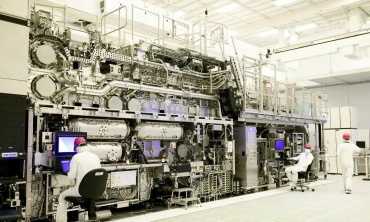 Năng lực sản xuất máy quang khắc DUV Trung Quốc chưa thể đe doạ ASML