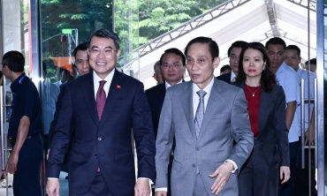 Thủ tướng Lê Minh Hưng phát biểu chỉ đạo tại Phiên toàn thể Hội nghị Ngoại giao lần thứ 33