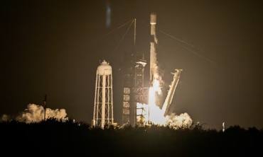 Mảnh tên lửa SpaceX sẽ đâm vào Mặt Trăng vào thứ Tư
